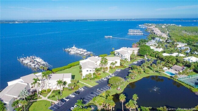 Building Photo - 2370 NE Ocean Blvd