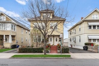 Building Photo - 486 Highland Ave