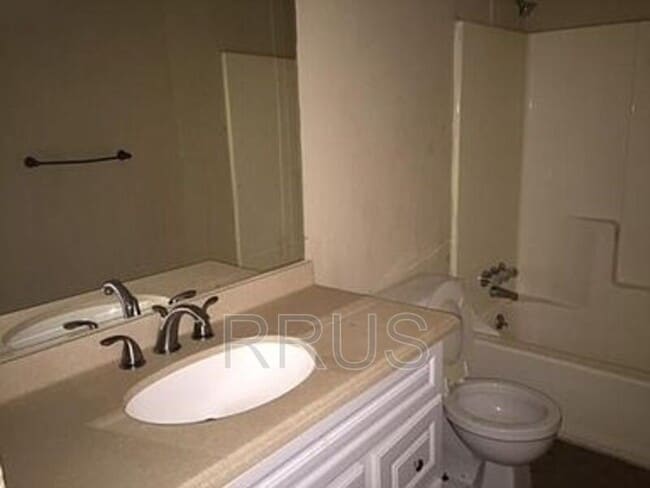 Building Photo - 2753 Northwood Ct