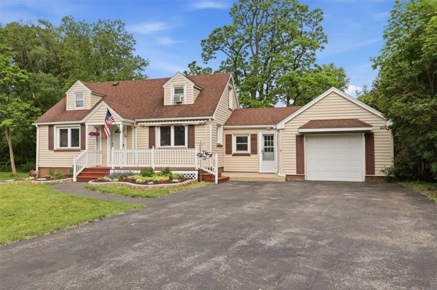 Building Photo - 27 Pleasant View Dr