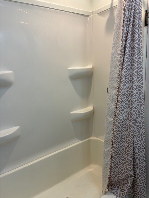 Building Photo - 1046 E Gorham St