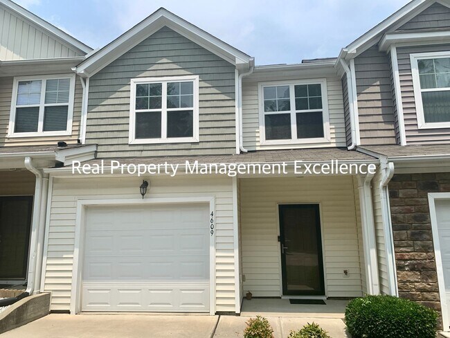 Primary Photo - Beautiful 3 Bedroom Townhome in Raleigh ne...
