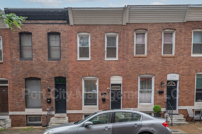 Building Photo - 127 S Robinson St