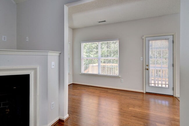 Building Photo - Peaceful Retreat in Willow Lakes