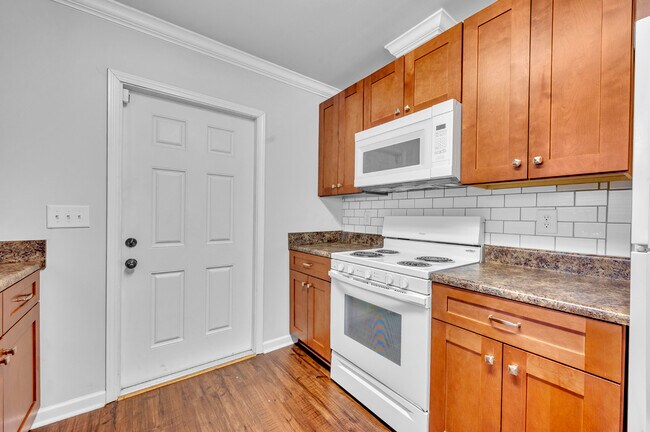 Building Photo - 6909 2nd Ave S