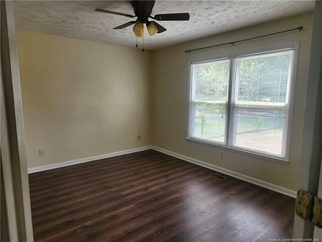 Building Photo - 6837 Marlowe Dr