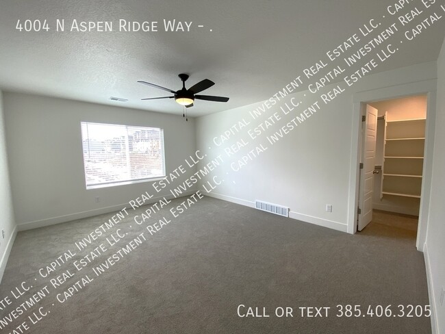 Building Photo - 4004 N Aspen Rdg Wy