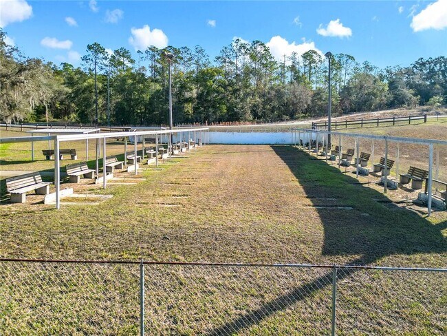 Building Photo - 1511 SW Shorewood Dr