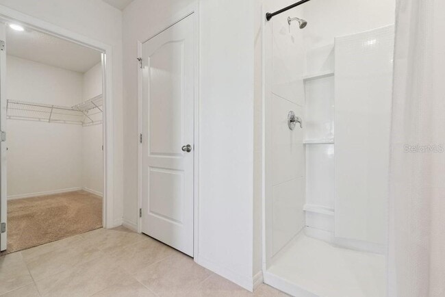 Building Photo - 5235 Mahogany Dr