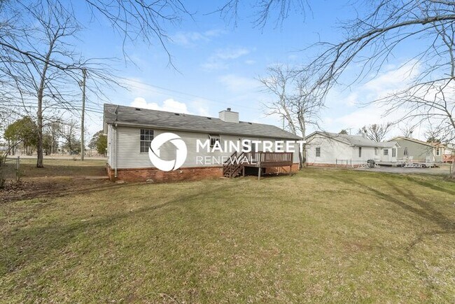 Building Photo - 3 Bedroom Pet-Friendly Home in La Vergne, ...