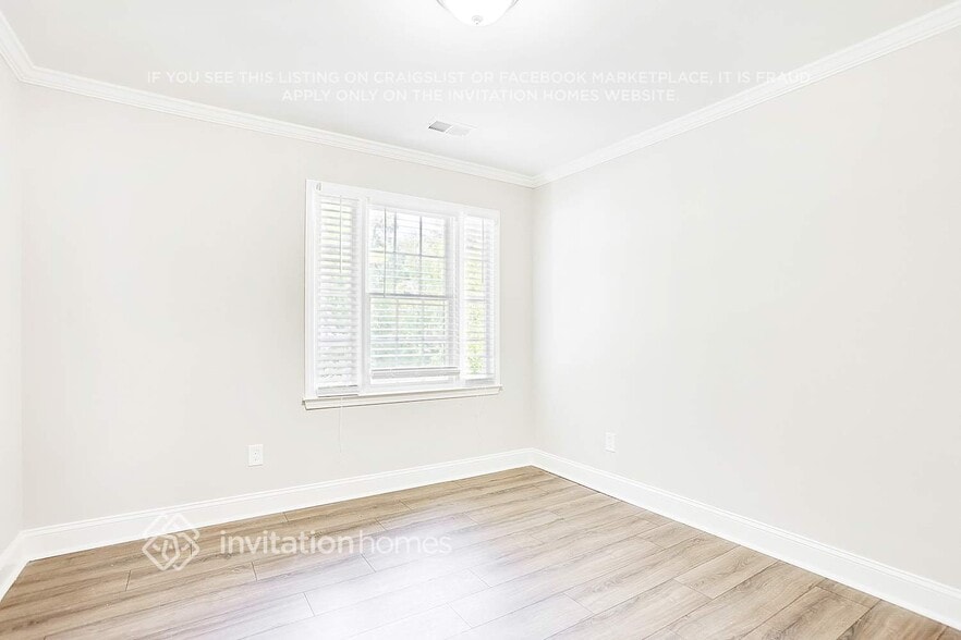 Building Photo - 1522 Oakmoor Pl