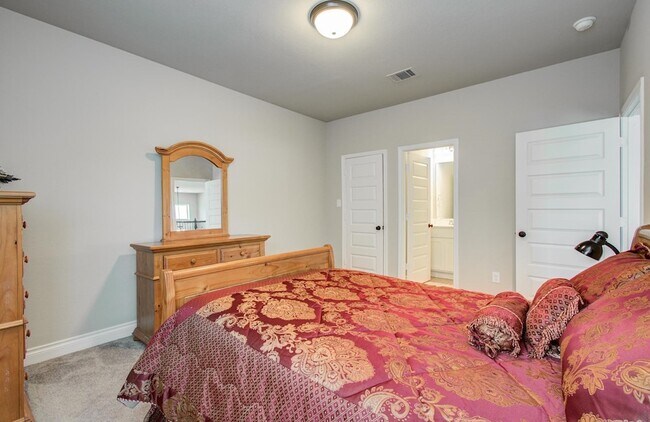 Building Photo - 10838 Bouldin Creek