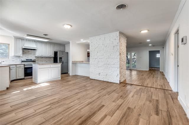 Building Photo - 4084 Purdue Ave