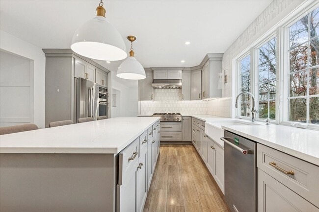 Building Photo - Stunning Renovated 5-Bedroom Exton Home – 6-Month Lease, Gourmet Kitchen & Walkout Basement