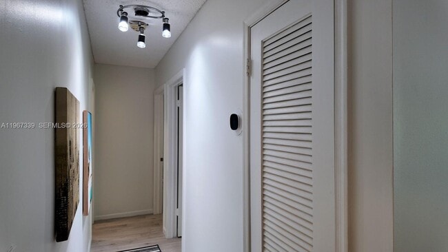 Building Photo - 5840 NE 22nd Way