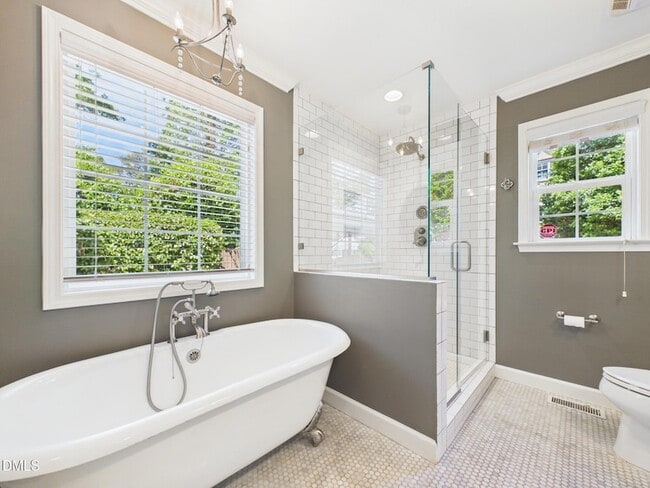 Building Photo - 2912 Oberlin Rd