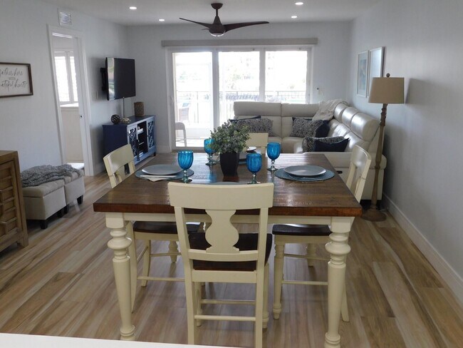 Building Photo - 2871 N Ocean Blvd