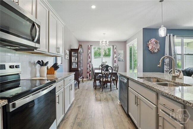 Building Photo - 203 Merganser Dr