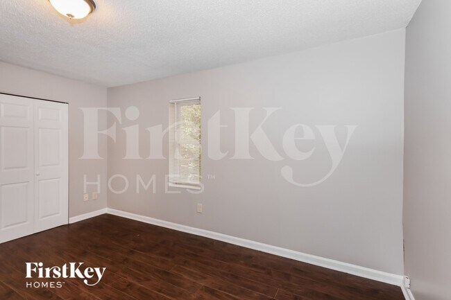 Building Photo - 4113 Winkler Way