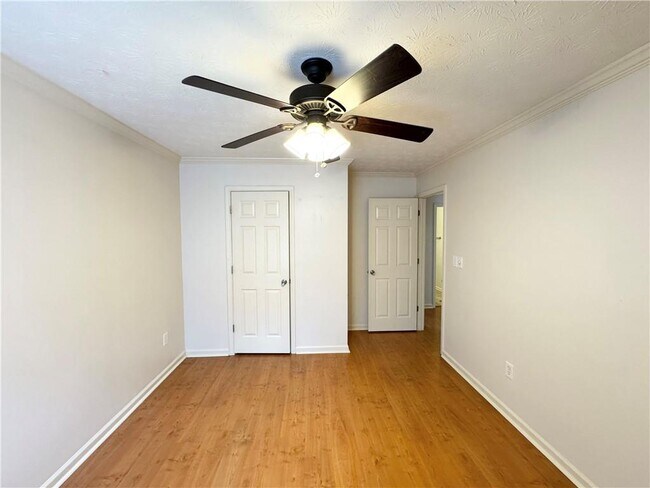 Building Photo - 5212 Pine Branch Cir