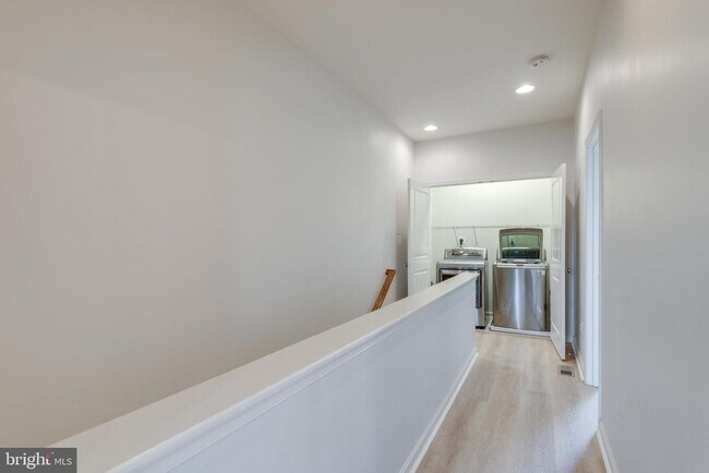 Building Photo - 42270 Yancey Terrace