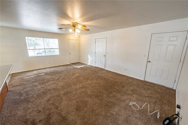 Building Photo - 3422 Cypress St