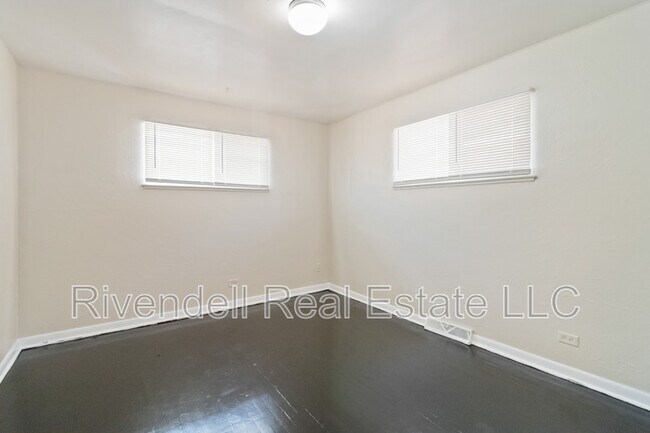 Building Photo - 1315 Winona Ct