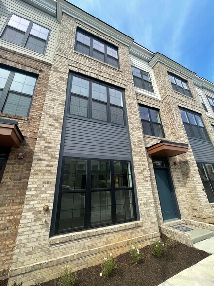 Building Photo - 7311 Arlington Blvd