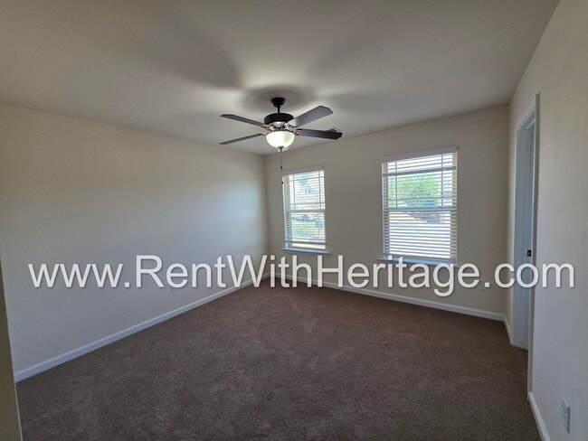 Building Photo - ABSOLUTELY BEAUTIFUL 5 BEDROOM/ 4.5 BATH HOME YOU DONT WANT TO MISS.