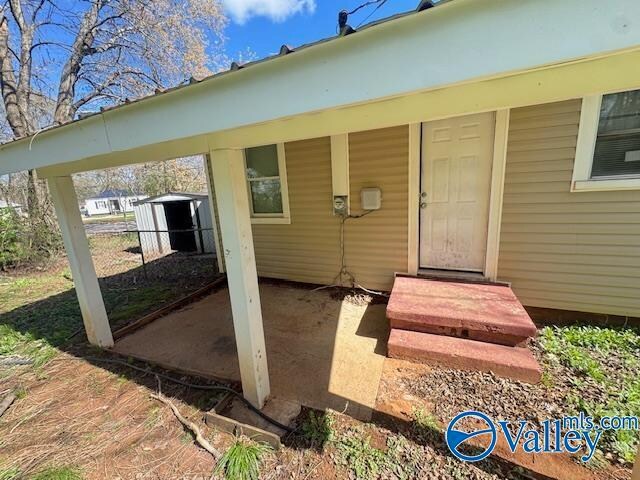 Building Photo - 201 Delaware Cir NW