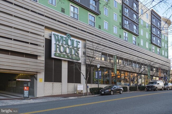Building Photo - 10500 ROCKVILLE PIK