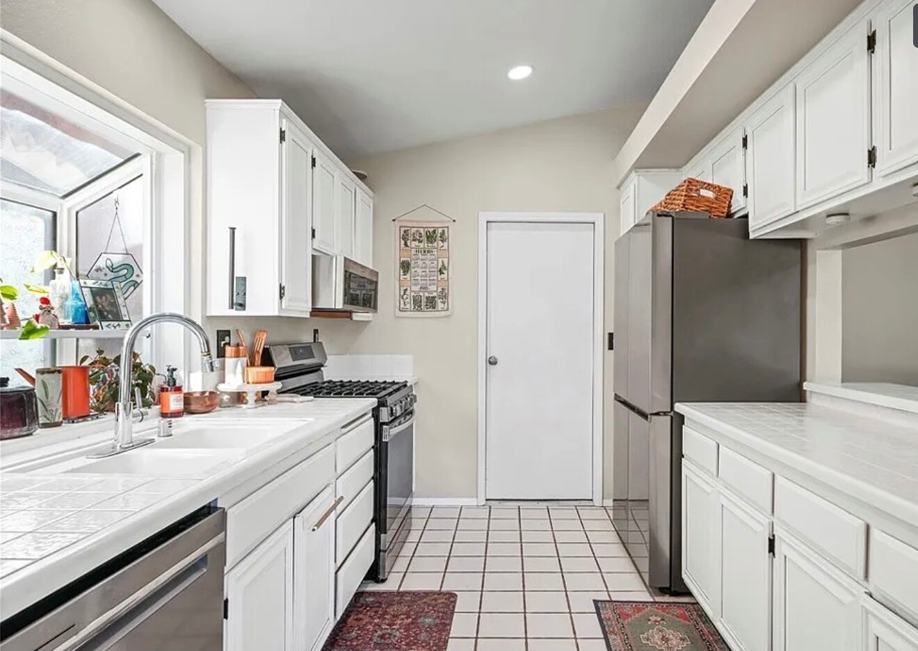 Building Photo - 29827 Camino Cristal