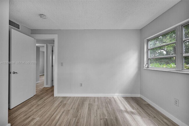 Building Photo - 2225 SW 62nd Ct