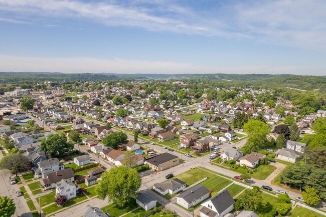 Building Photo - Beautiful 2 bedroom home in Natrona Height...