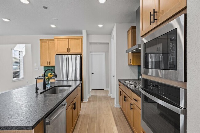 Building Photo - 12702 Autumn Bird Trce