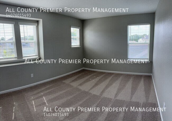 Building Photo - 3015 Lucille Ln