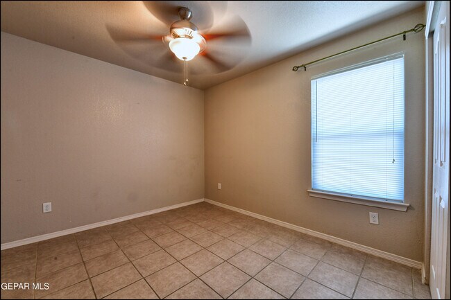 Building Photo - 7351 Burntside Ln