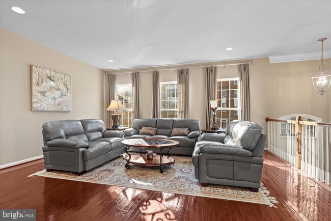 Building Photo - 42770 Keiller Terrace