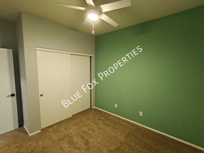Building Photo - 7485 W Briner Dr