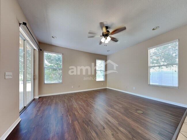 Building Photo - 1307 Gentilly Ln