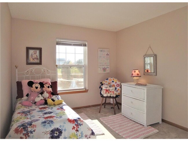 Building Photo - 9204 Holly Ln N