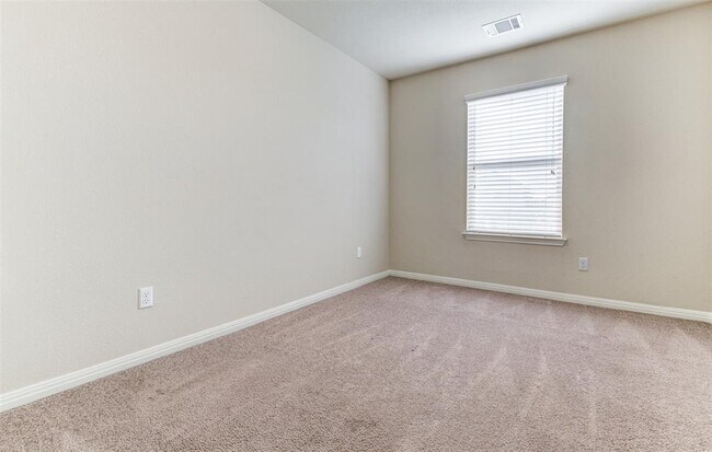 Building Photo - 4527 Graceful Ln