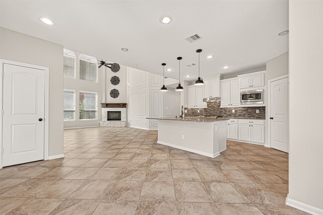 Building Photo - 19503 S Coral Honeysuckle Loop