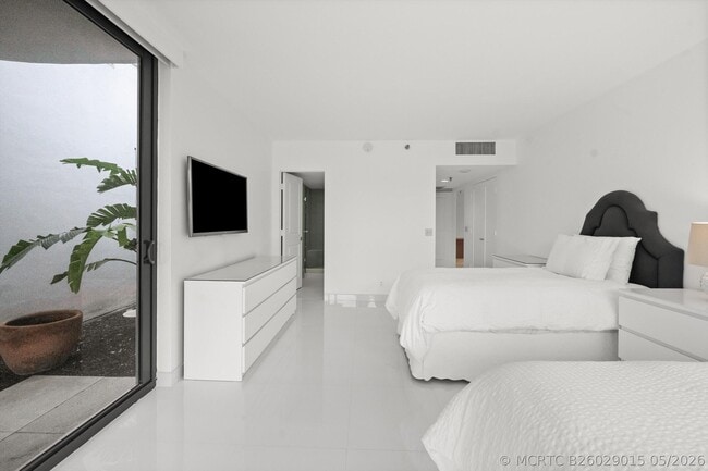 Building Photo - 2580 S Ocean Blvd