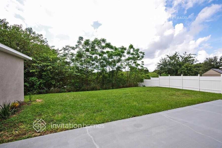 Building Photo - 912 Jayhil Dr