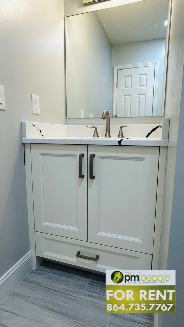 Building Photo - 134 Bennetts Bridge Rd