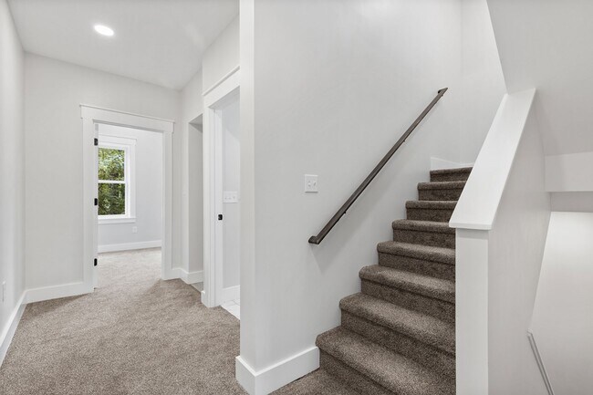 Building Photo - Furnished Luxury Home for Rent-Historic Deutschtown/Northside