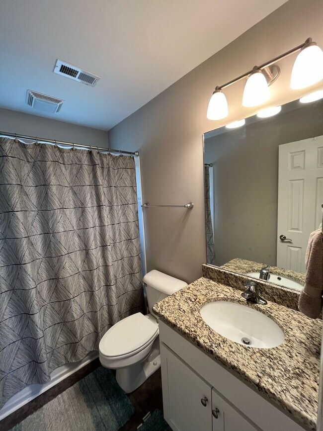 Building Photo - 3 bedroom/1 bathroom home in Central, SC