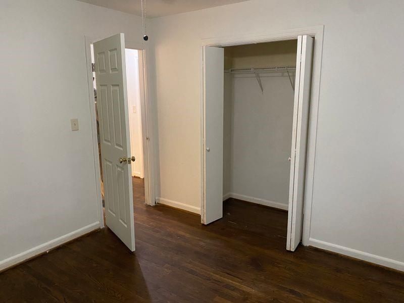 Building Photo - 1970 Wells Dr SW