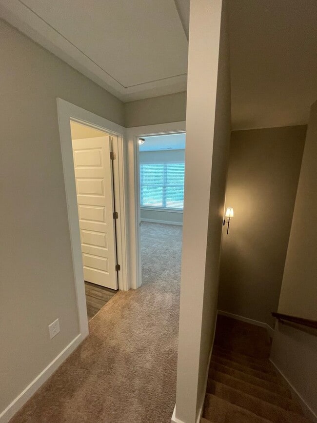 Building Photo - New Construction Home for Rent in Weaver, ...